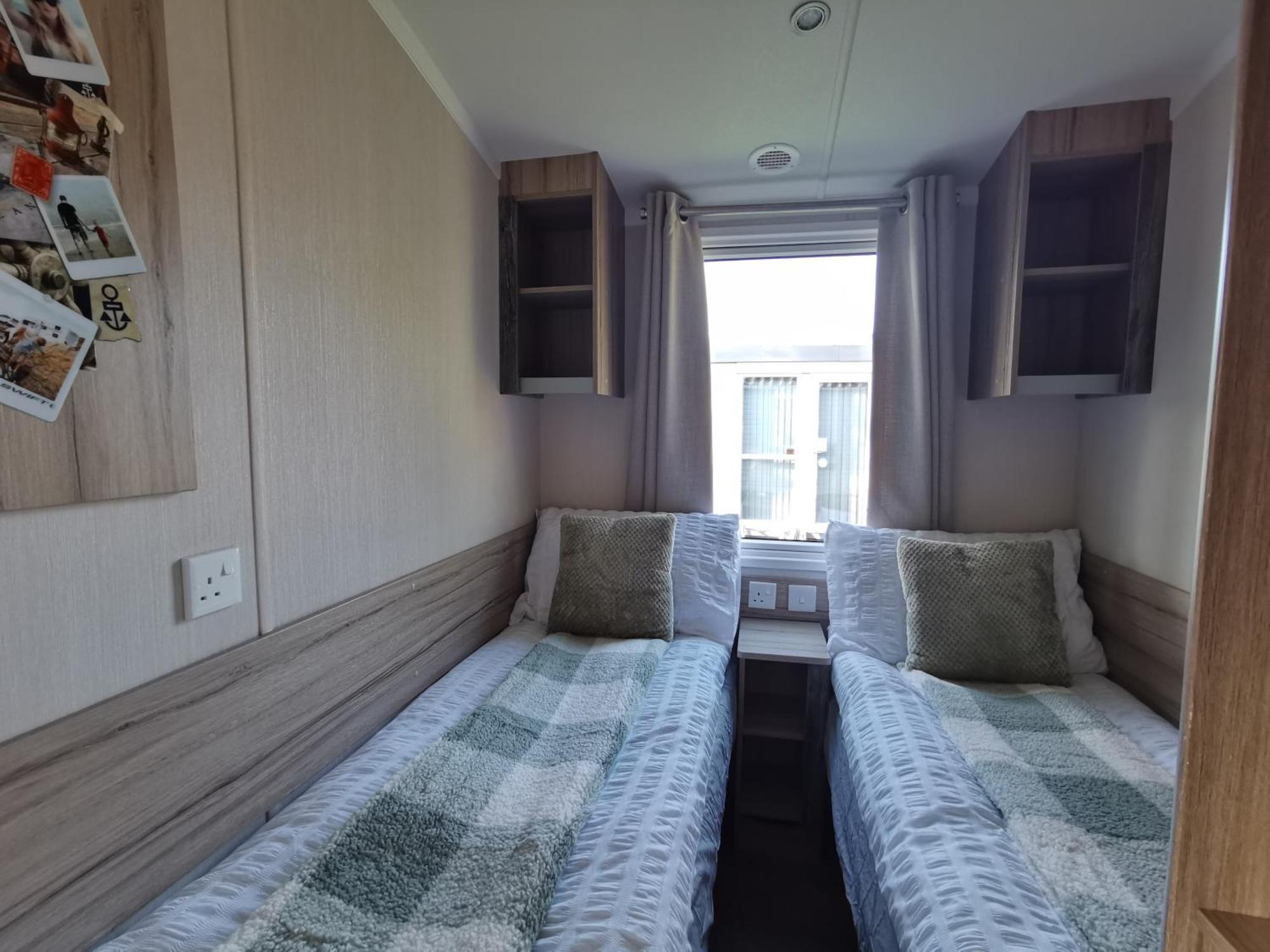 Golden Sands Beach Activities Sea Holiday Relax Mablethorpe Exterior foto