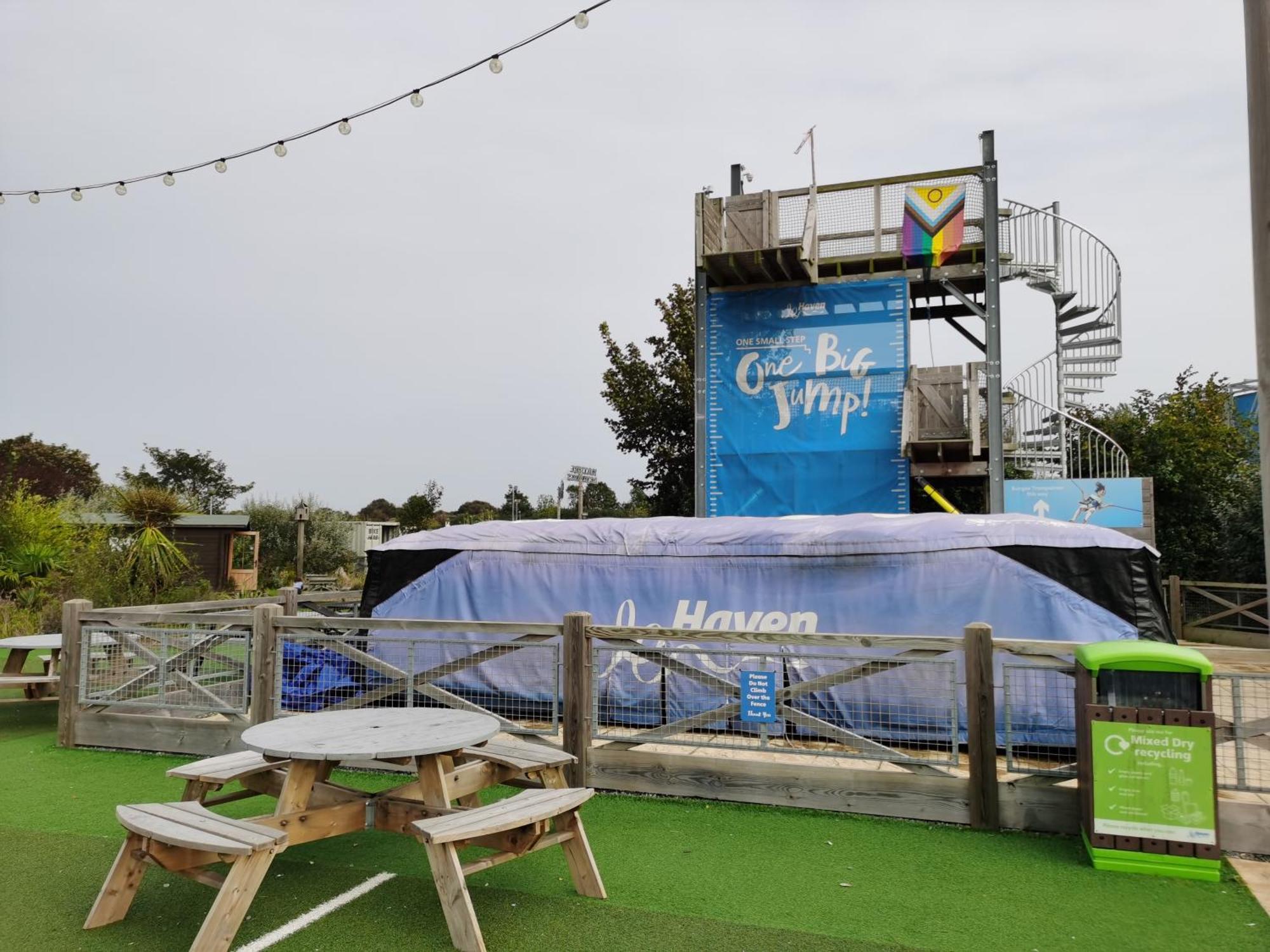 Golden Sands Beach Activities Sea Holiday Relax Mablethorpe Exterior foto